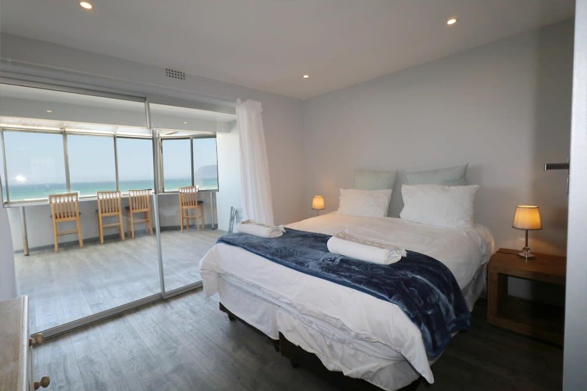 Sunrise Penthouse Apartment Muizenberg Bagian luar foto